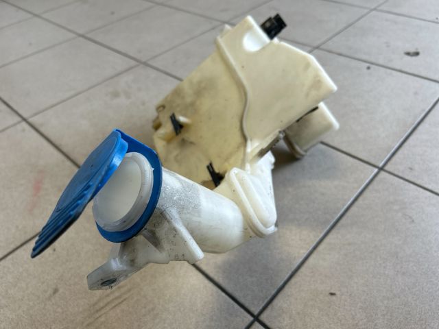 bontott VW PASSAT B7 Ablakmosó Tartály