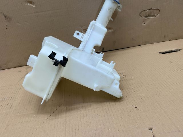 bontott VW PASSAT B7 Ablakmosó Tartály