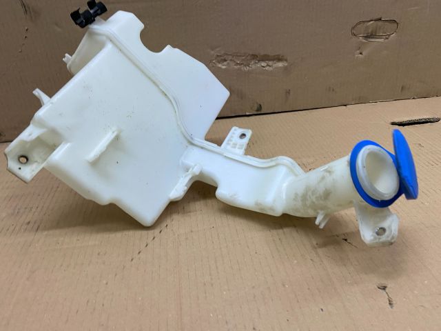 bontott VW PASSAT B7 Ablakmosó Tartály