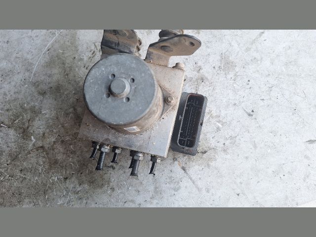 bontott VW PASSAT B7 ABS / ABR / ESP Pumpa