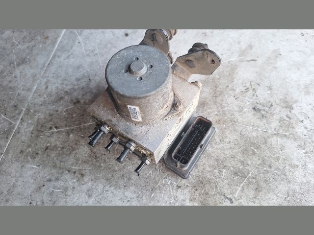 bontott VW PASSAT B7 ABS / ABR / ESP Pumpa