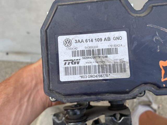 bontott VW PASSAT B7 ABS Kocka