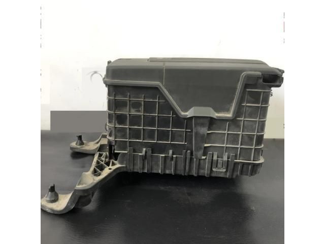 bontott VW PASSAT B7 Akkumulátor Tartó