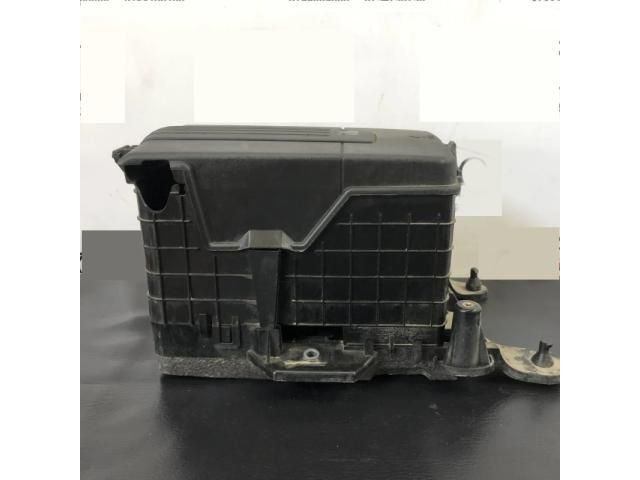 bontott VW PASSAT B7 Akkumulátor Tartó