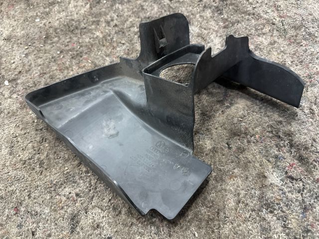 bontott VW PASSAT B7 Alsó Hűtő Légterelő