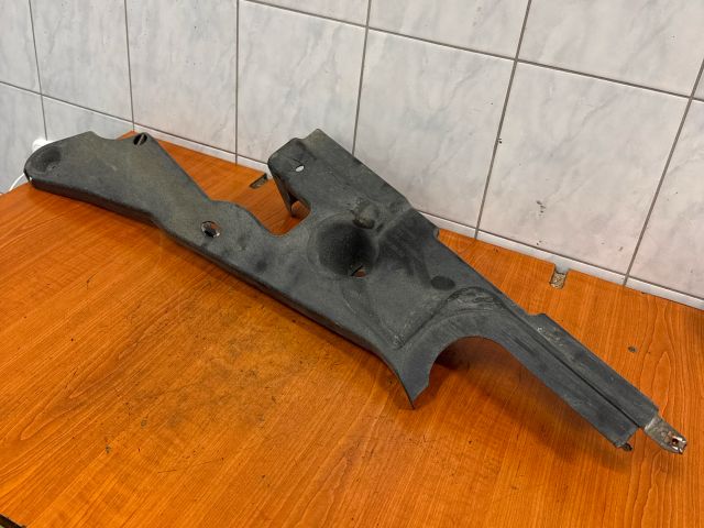 bontott VW PASSAT B7 Alsó Padlólemez Burkolat