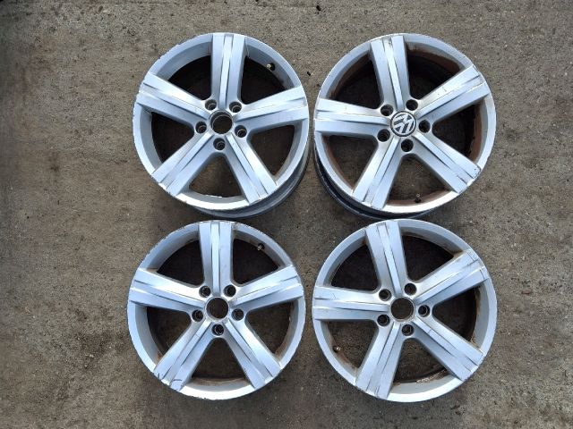 bontott VW PASSAT B7 Alufelni Szett