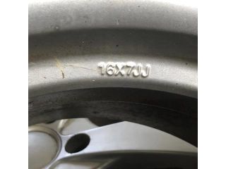 bontott VW PASSAT B7 Alufelni Szett