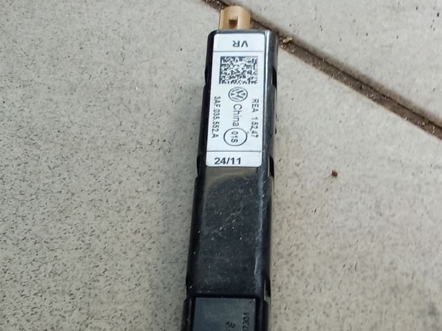 bontott VW PASSAT B7 Antenna Erősítő