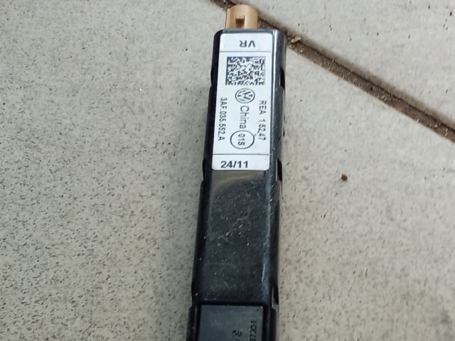 bontott VW PASSAT B7 Antenna Erősítő