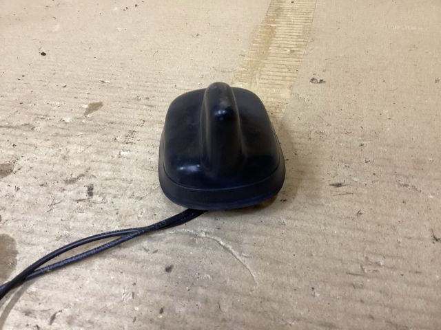 bontott VW PASSAT B7 Antenna