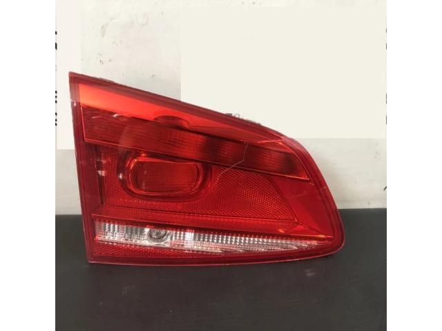 bontott VW PASSAT B7 Bal Belső Hátsó Lámpa