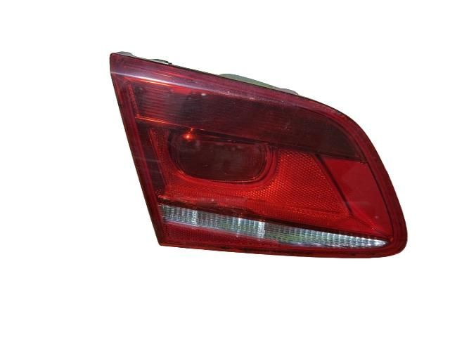 bontott VW PASSAT B7 Bal Belső Hátsó Lámpa