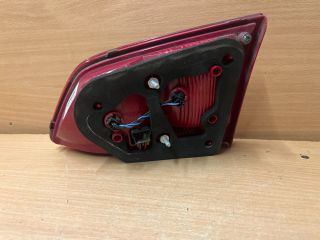 bontott VW PASSAT B7 Bal Belső Hátsó Lámpa