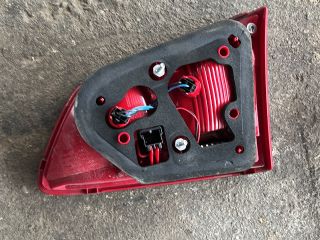 bontott VW PASSAT B7 Bal Belső Hátsó Lámpa