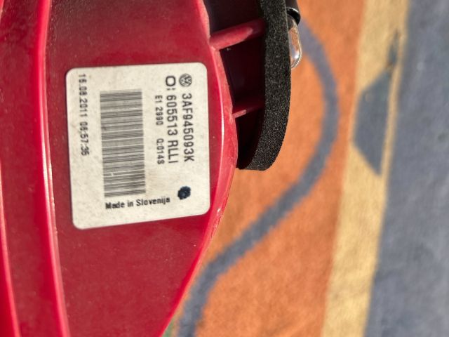 bontott VW PASSAT B7 Bal Belső Hátsó Lámpa