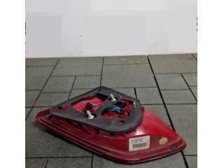 bontott VW PASSAT B7 Bal Belső Hátsó Lámpa