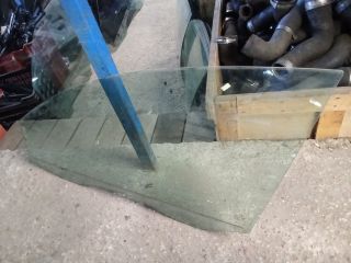 bontott VW PASSAT B7 Bal első Ablak