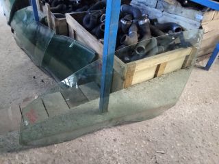 bontott VW PASSAT B7 Bal első Ablak