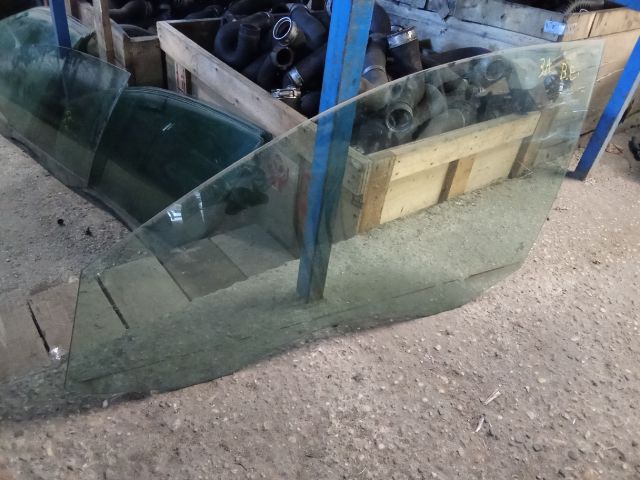 bontott VW PASSAT B7 Bal első Ablak