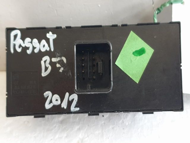 bontott VW PASSAT B7 Bal első Ablakemelő Kapcsoló