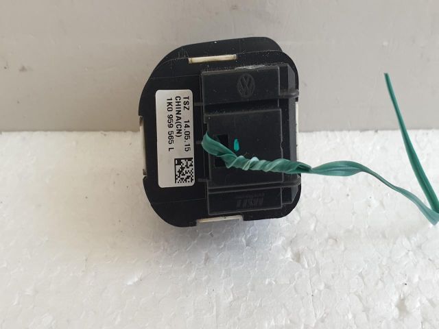 bontott VW PASSAT B7 Bal első Ablakemelő Kapcsoló