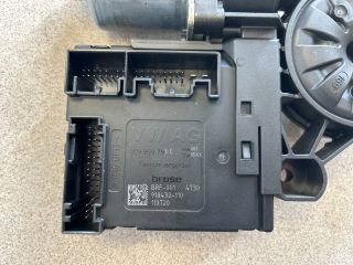 bontott VW PASSAT B7 Bal első Ablakemelő Motor