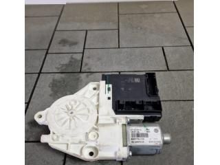 bontott VW PASSAT B7 Bal első Ablakemelő Motor