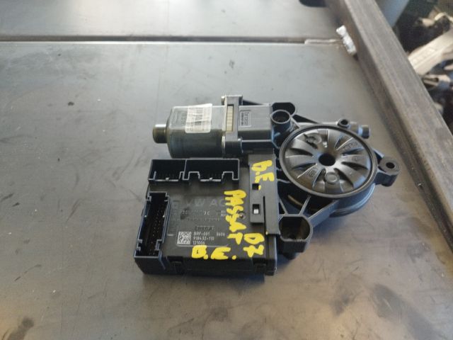 bontott VW PASSAT B7 Bal első Ablakemelő Motor