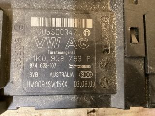 bontott VW PASSAT B7 Bal első Ablakemelő Motor