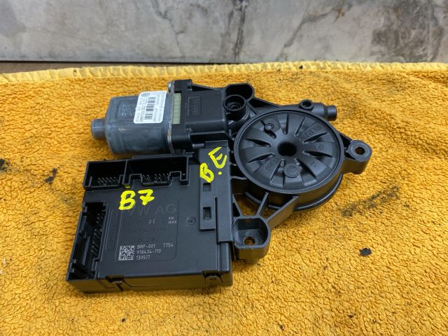 bontott VW PASSAT B7 Bal első Ablakemelő Motor