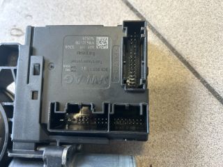 bontott VW PASSAT B7 Bal első Ablakemelő Motor