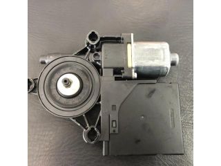 bontott VW PASSAT B7 Bal első Ablakemelő Motor