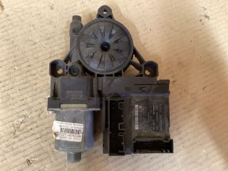 bontott VW PASSAT B7 Bal első Ablakemelő Motor