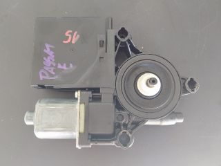 bontott VW PASSAT B7 Bal első Ablakemelő Motor