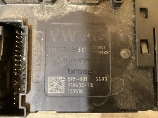 bontott VW PASSAT B7 Bal első Ablakemelő Motor