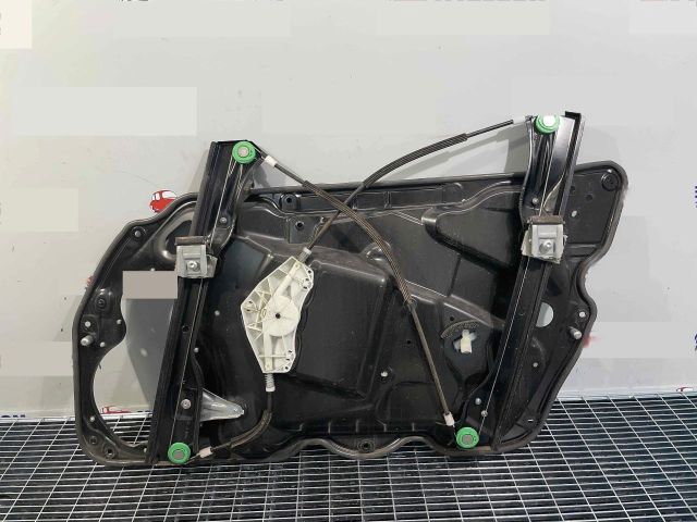 bontott VW PASSAT B7 Bal első Ablakemelő Szerkezet (Elektromos)