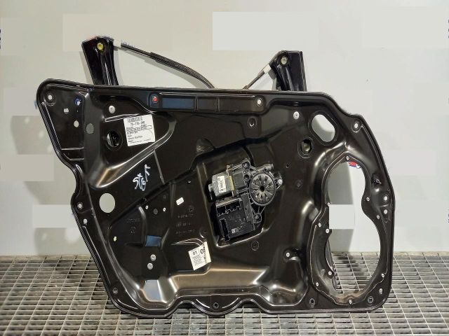bontott VW PASSAT B7 Bal első Ablakemelő Szerkezet (Elektromos)