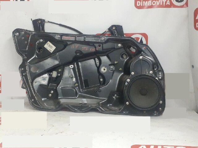 bontott VW PASSAT B7 Bal első Ablakemelő Szerkezet (Elektromos)