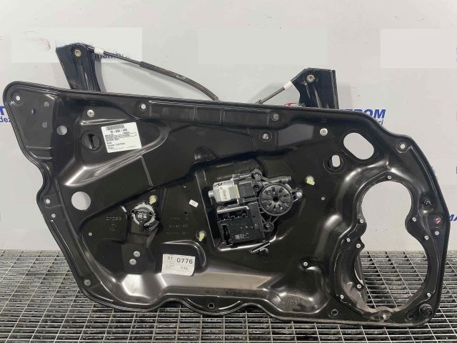 bontott VW PASSAT B7 Bal első Ablakemelő Szerkezet (Elektromos)