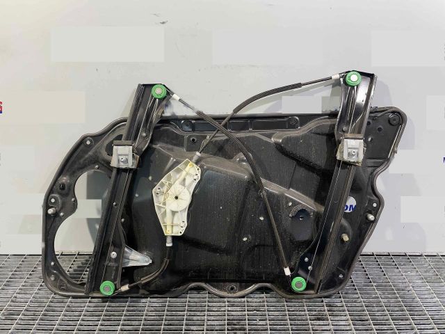 bontott VW PASSAT B7 Bal első Ablakemelő Szerkezet (Elektromos)