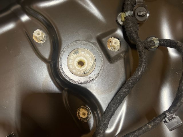 bontott VW PASSAT B7 Bal első Ablakemelő Szerkezet (Elektromos)