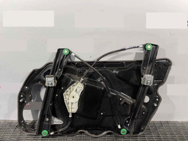 bontott VW PASSAT B7 Bal első Ablakemelő Szerkezet (Elektromos)