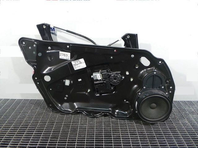 bontott VW PASSAT B7 Bal első Ablakemelő Szerkezet (Elektromos)