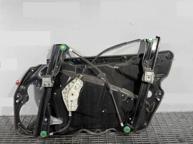 bontott VW PASSAT B7 Bal első Ablakemelő Szerkezet (Elektromos)
