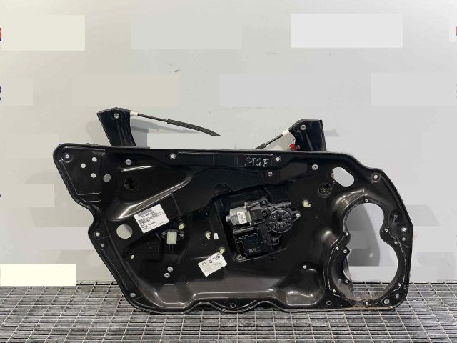 bontott VW PASSAT B7 Bal első Ablakemelő Szerkezet (Elektromos)
