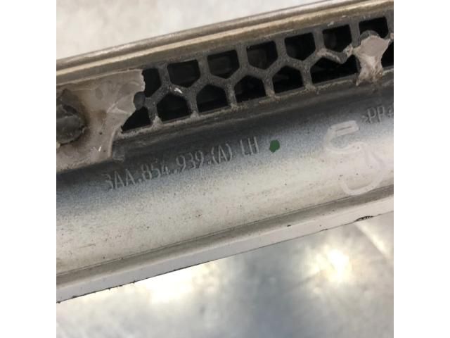 bontott VW PASSAT B7 Bal első Ajtó Díszléc