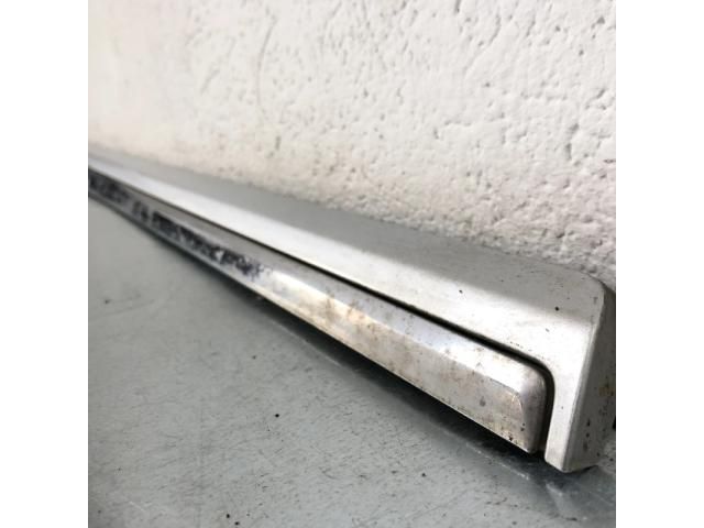 bontott VW PASSAT B7 Bal első Ajtó Díszléc