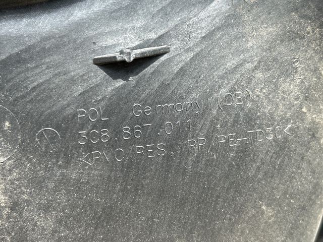 bontott VW PASSAT B7 Bal első Ajtó Kárpit