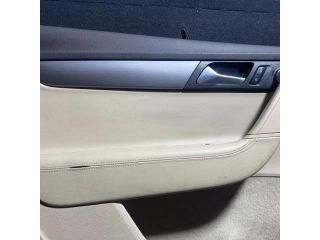 bontott VW PASSAT B7 Bal első Ajtó Kárpit